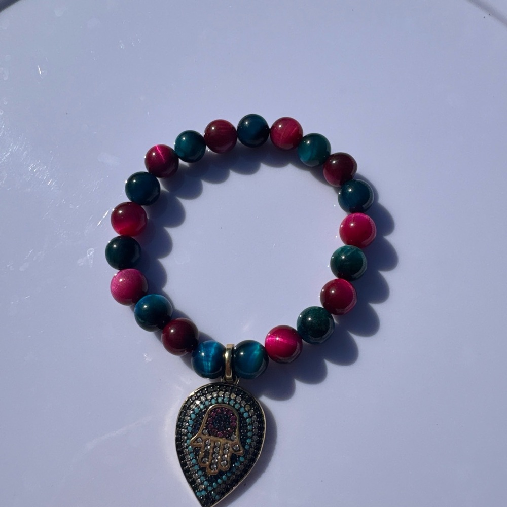 Elegant Beaded Bracelet with Hamsa Charm - Picture 2 of 4